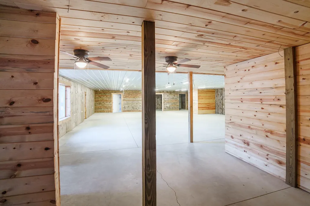 14198 Highway 191 Hazel Green KY 41332