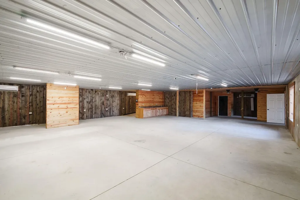 14198 Highway 191 Hazel Green KY 41332