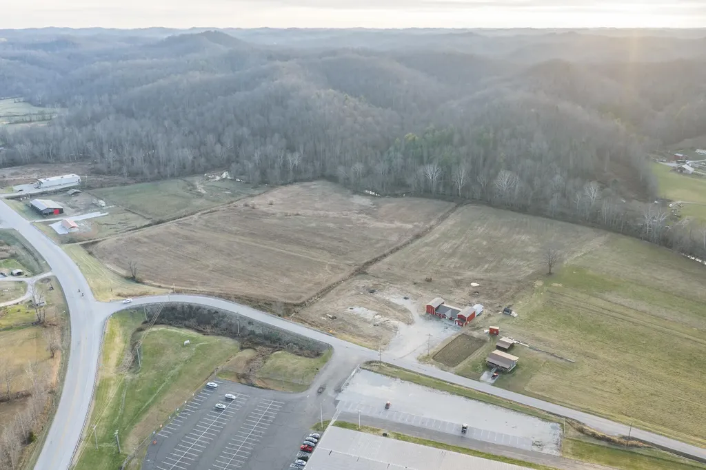 14198 Highway 191 Hazel Green KY 41332