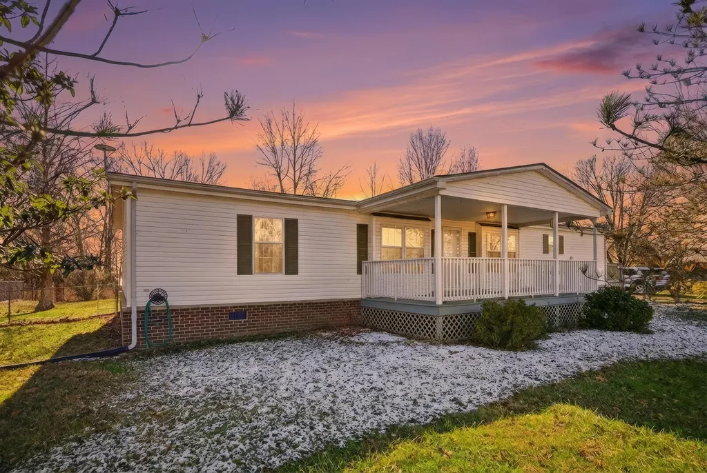 696 Wheat School Road Salvisa KY 40372