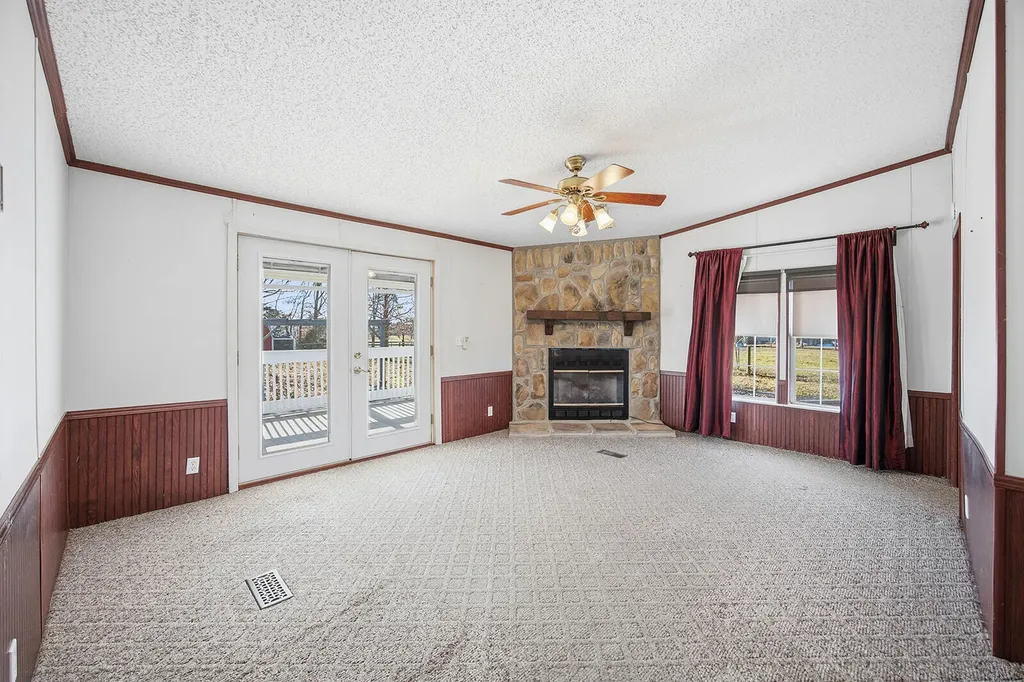 696 Wheat School Road Salvisa KY 40372