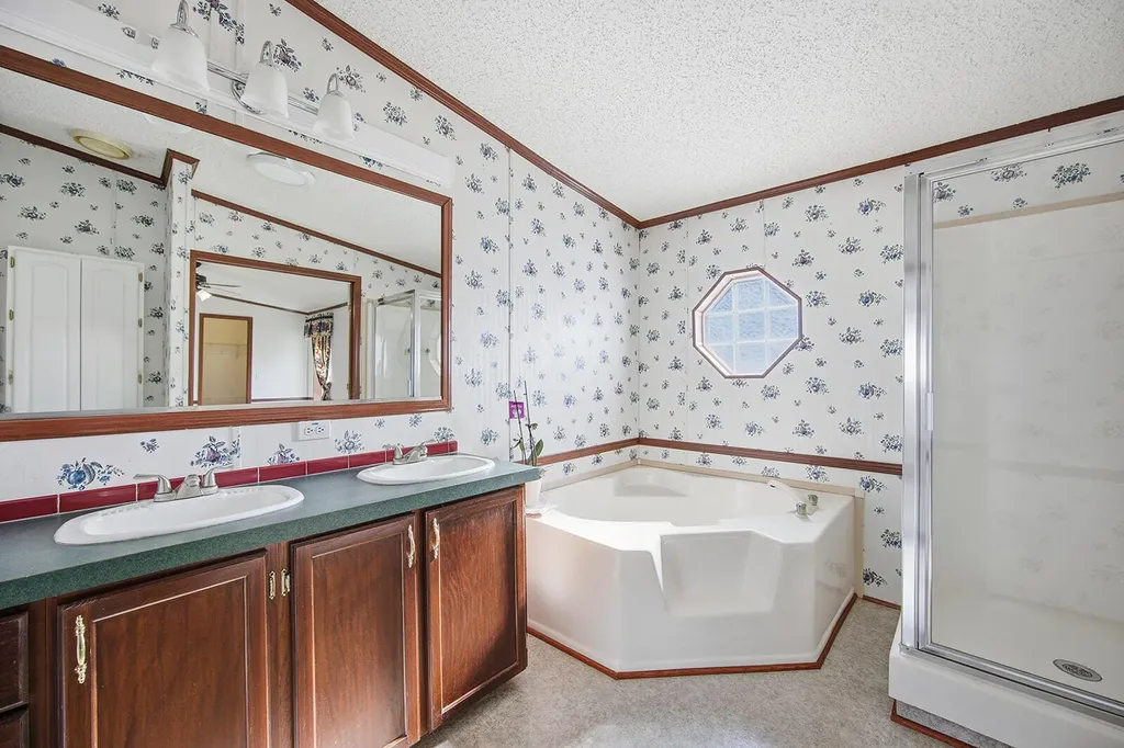 696 Wheat School Road Salvisa KY 40372