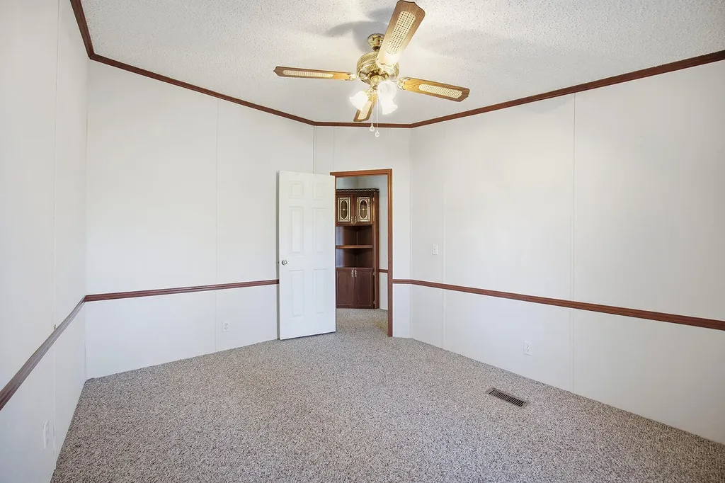 696 Wheat School Road Salvisa KY 40372