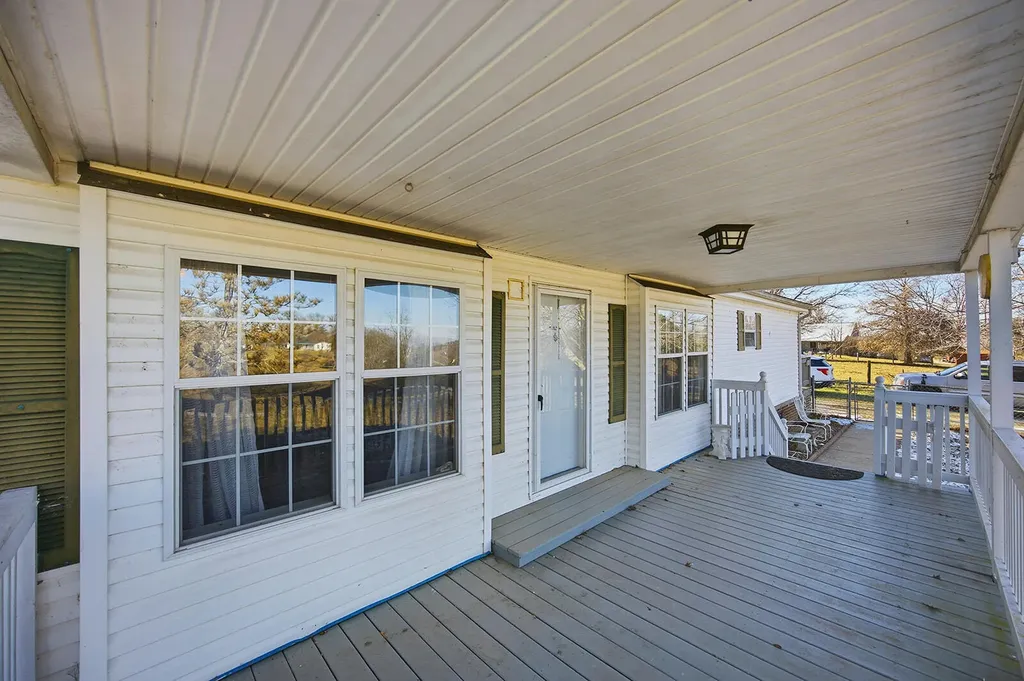 696 Wheat School Road Salvisa KY 40372