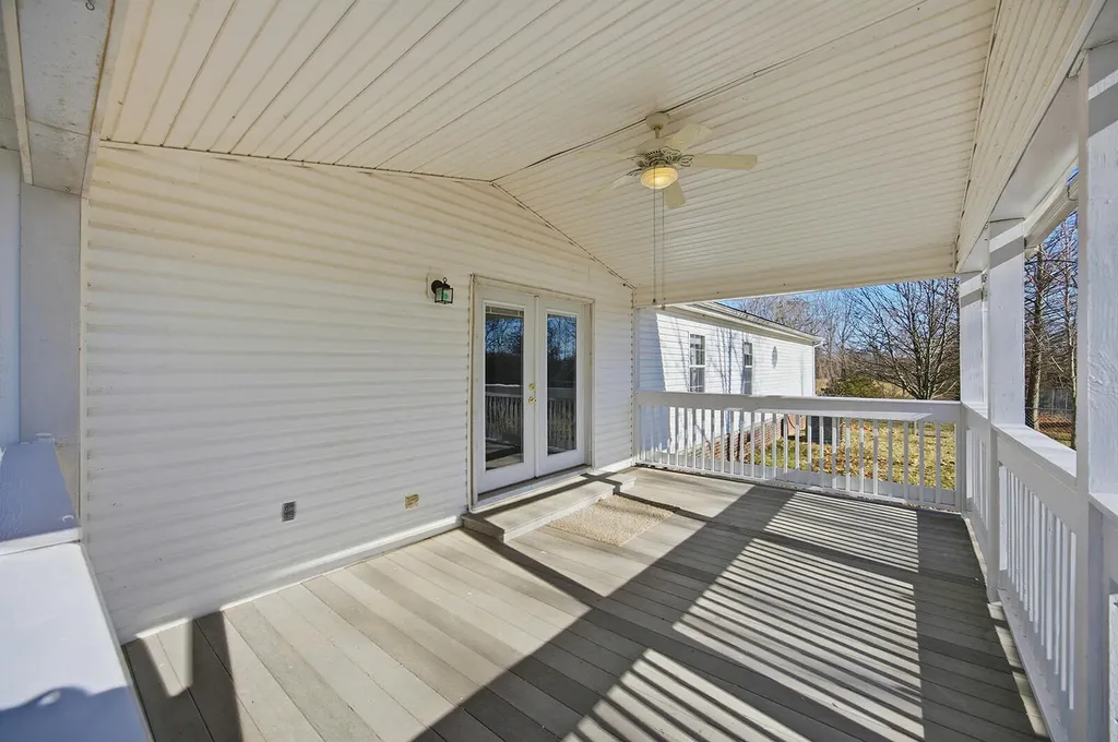 696 Wheat School Road Salvisa KY 40372