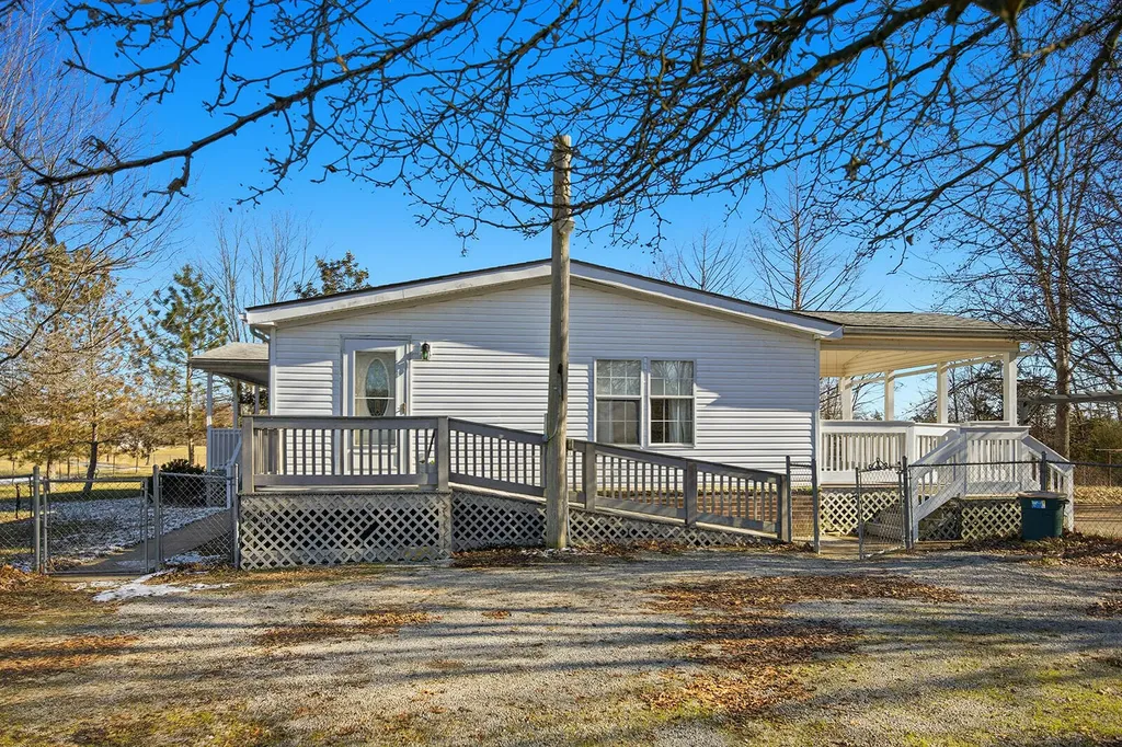 696 Wheat School Road Salvisa KY 40372