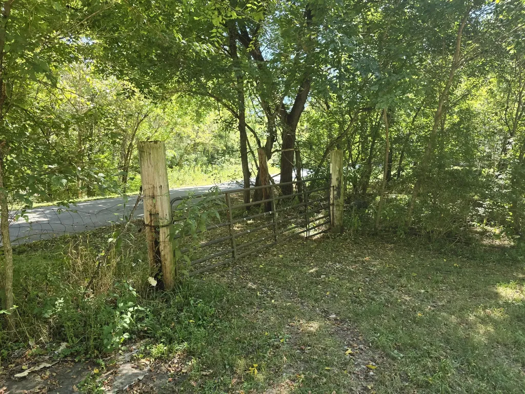 3201 Harp Pike Frankfort KY 40601