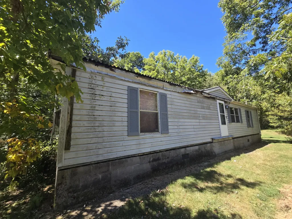 3201 Harp Pike Frankfort KY 40601