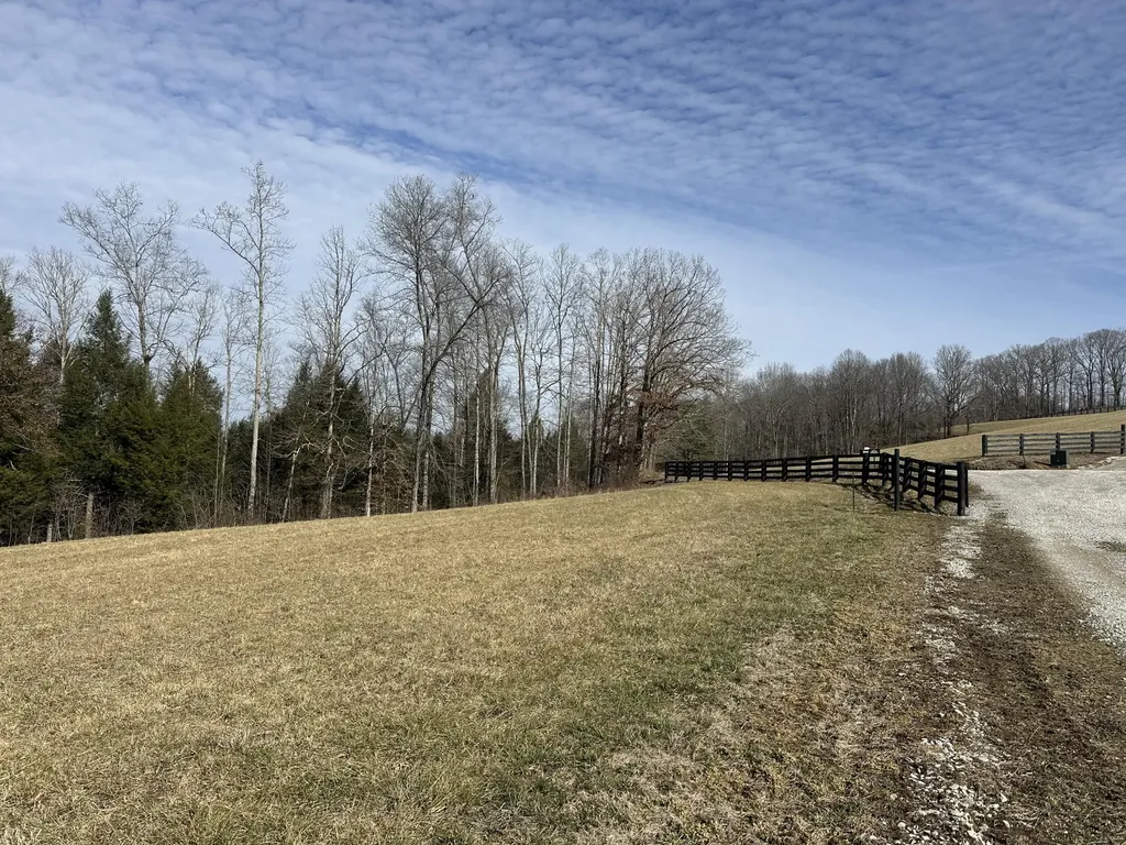 9B Baldwin Road Mckee KY 40447
