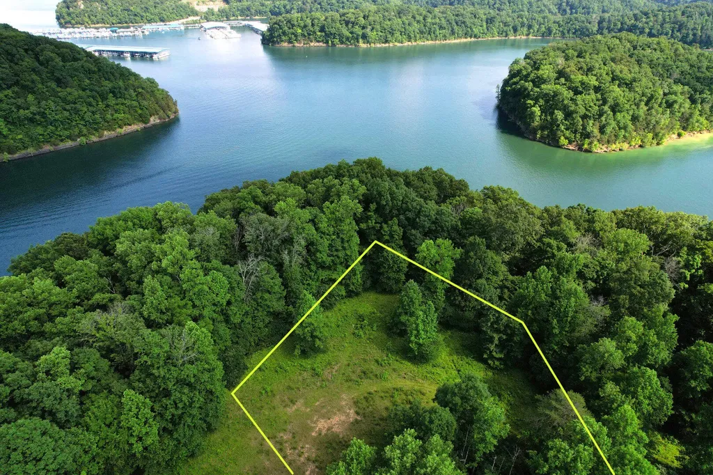 16 Wooldridge Road Jamestown KY 42629