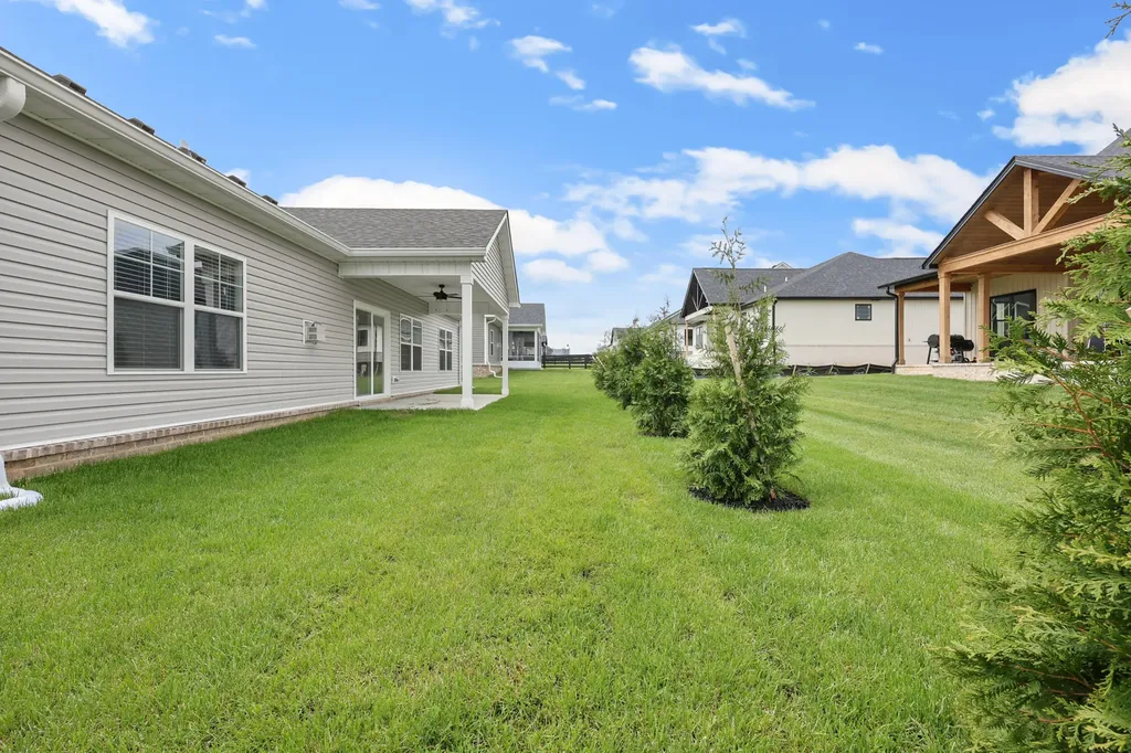 108 Peoples Meadow Nicholasville KY 40356