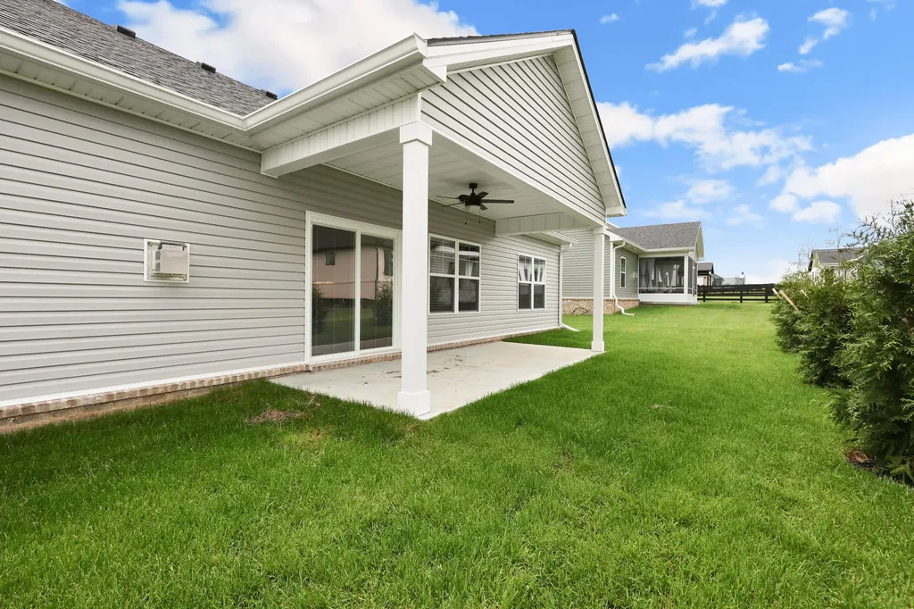 108 Peoples Meadow Nicholasville KY 40356