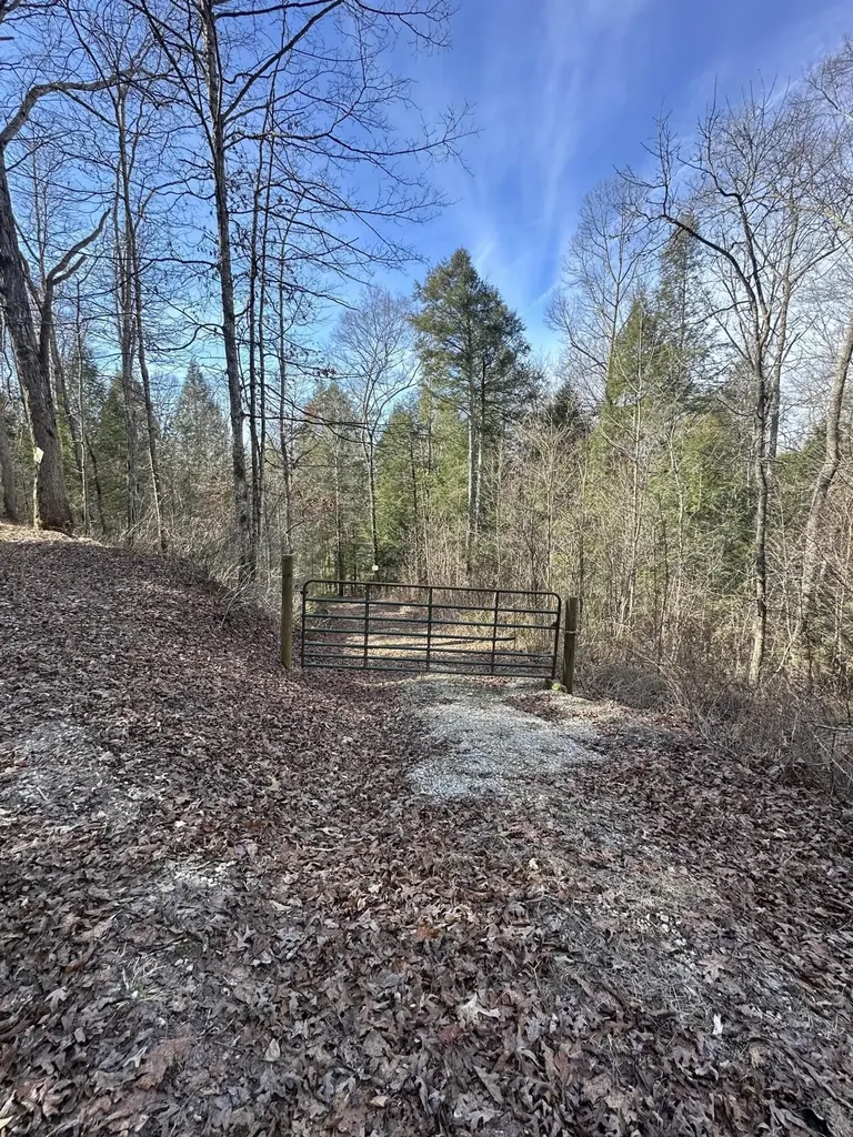 9C Baldwin Road Mckee KY 40447