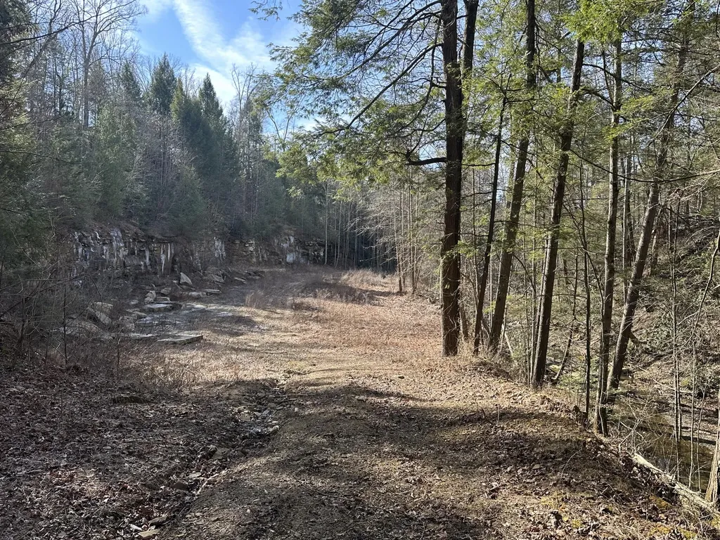 9C Baldwin Road Mckee KY 40447