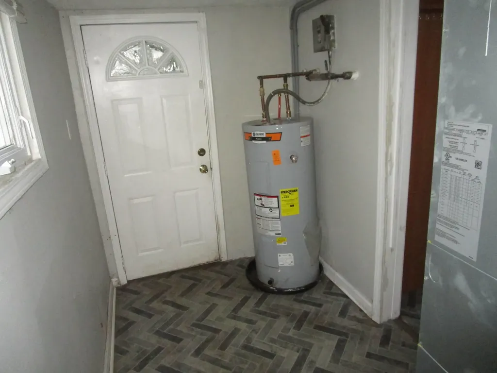 409 Ash Street Lexington KY 40508