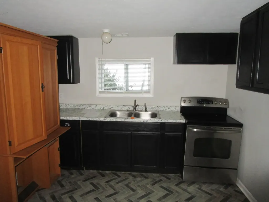 409 Ash Street Lexington KY 40508