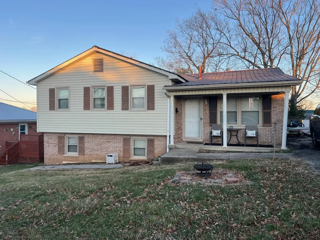 117 Castle Heights Drive Harrodsburg KY 40330