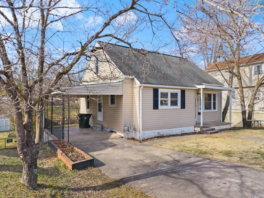 511 S Dixie Street London KY 40741