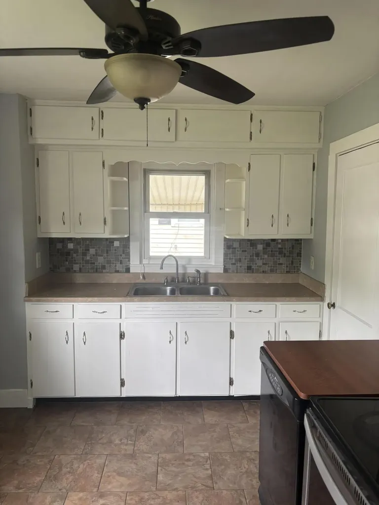 511 S Dixie Street London KY 40741