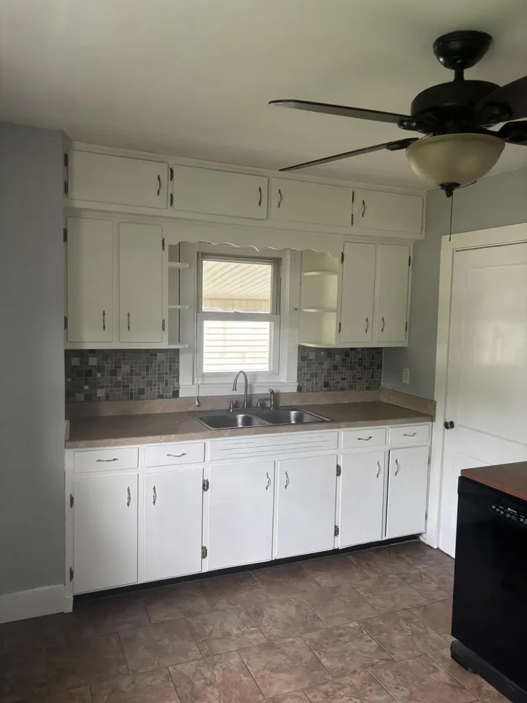 511 S Dixie Street London KY 40741