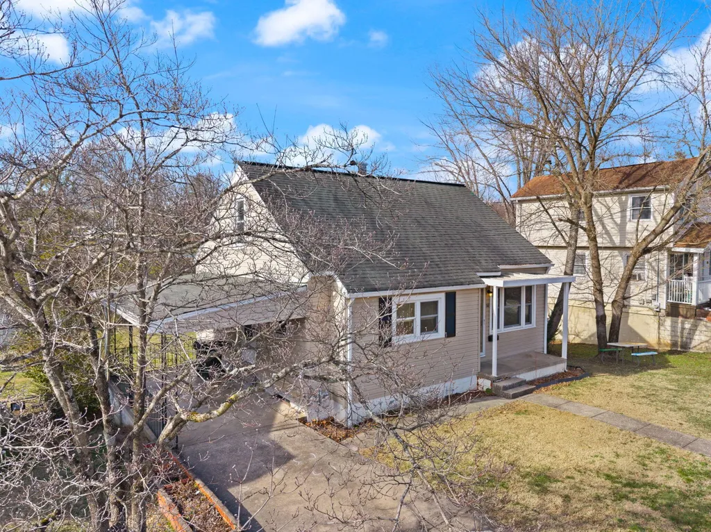 511 S Dixie Street London KY 40741