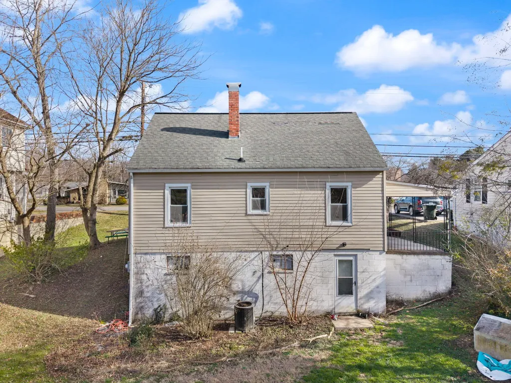 511 S Dixie Street London KY 40741