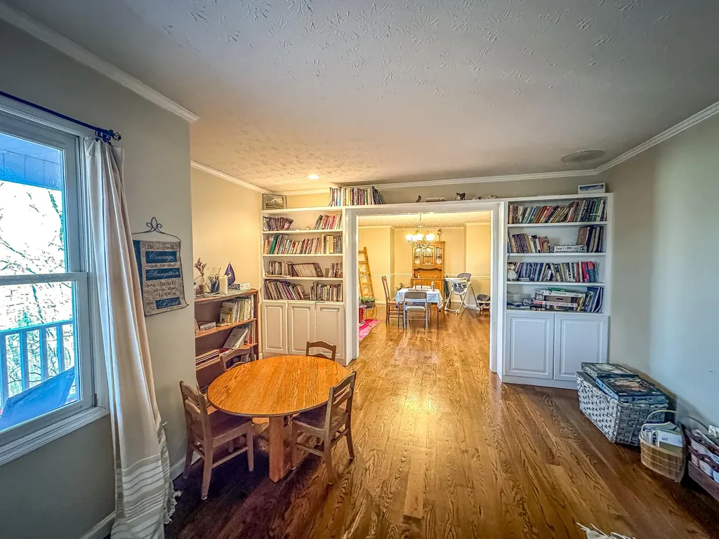 222 Park Hill Avenue Barbourville KY 40906