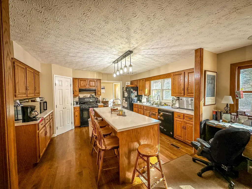 222 Park Hill Avenue Barbourville KY 40906