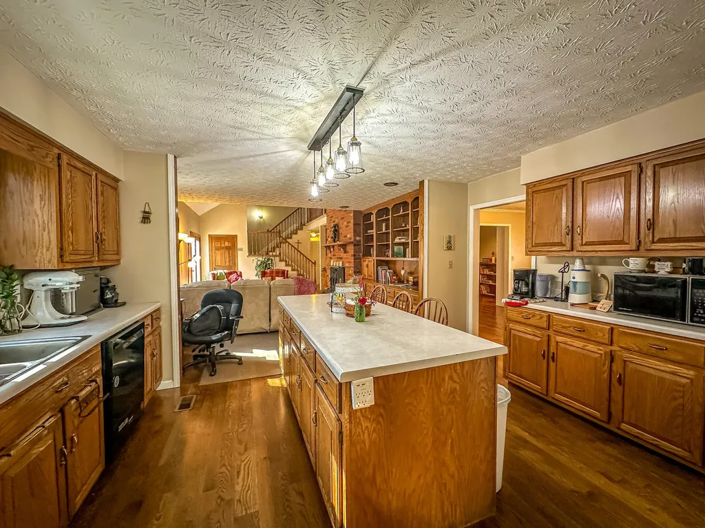 222 Park Hill Avenue Barbourville KY 40906