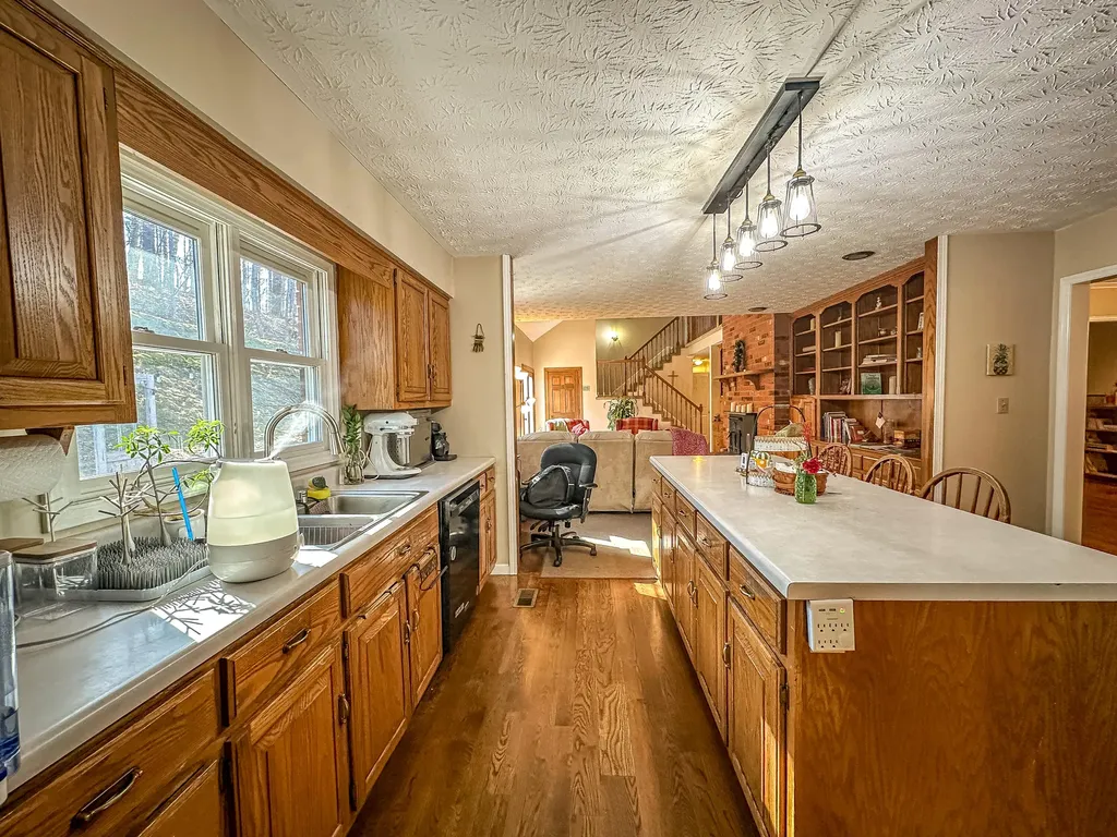 222 Park Hill Avenue Barbourville KY 40906