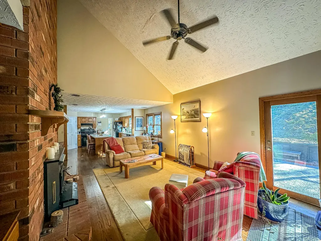 222 Park Hill Avenue Barbourville KY 40906