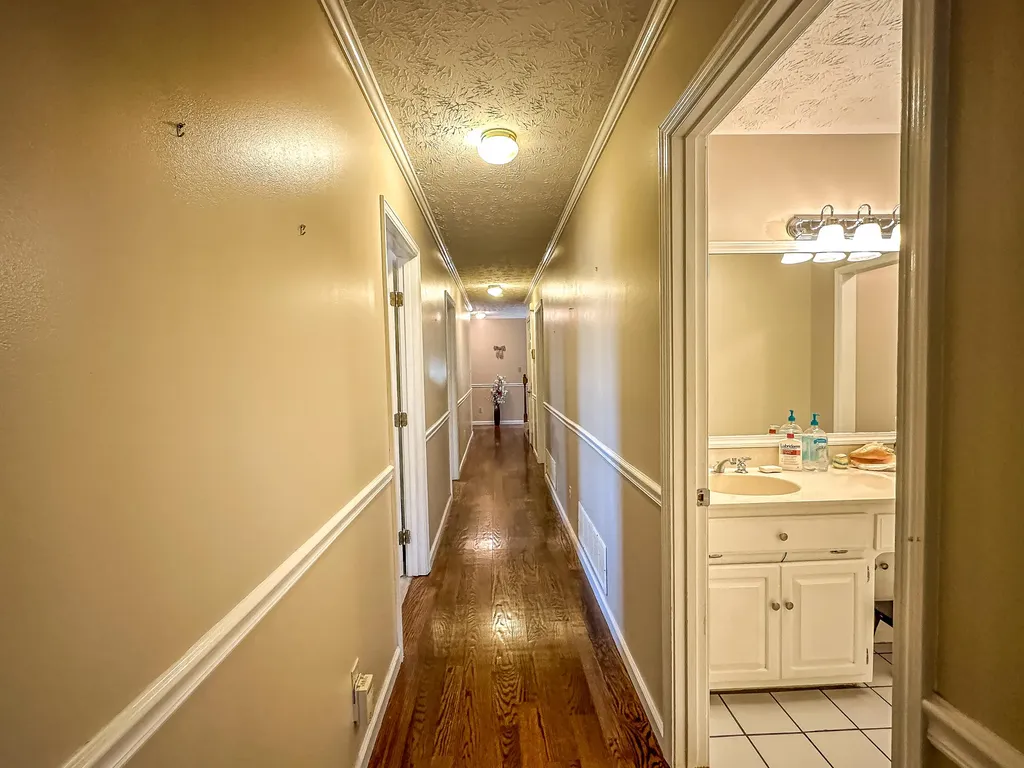222 Park Hill Avenue Barbourville KY 40906