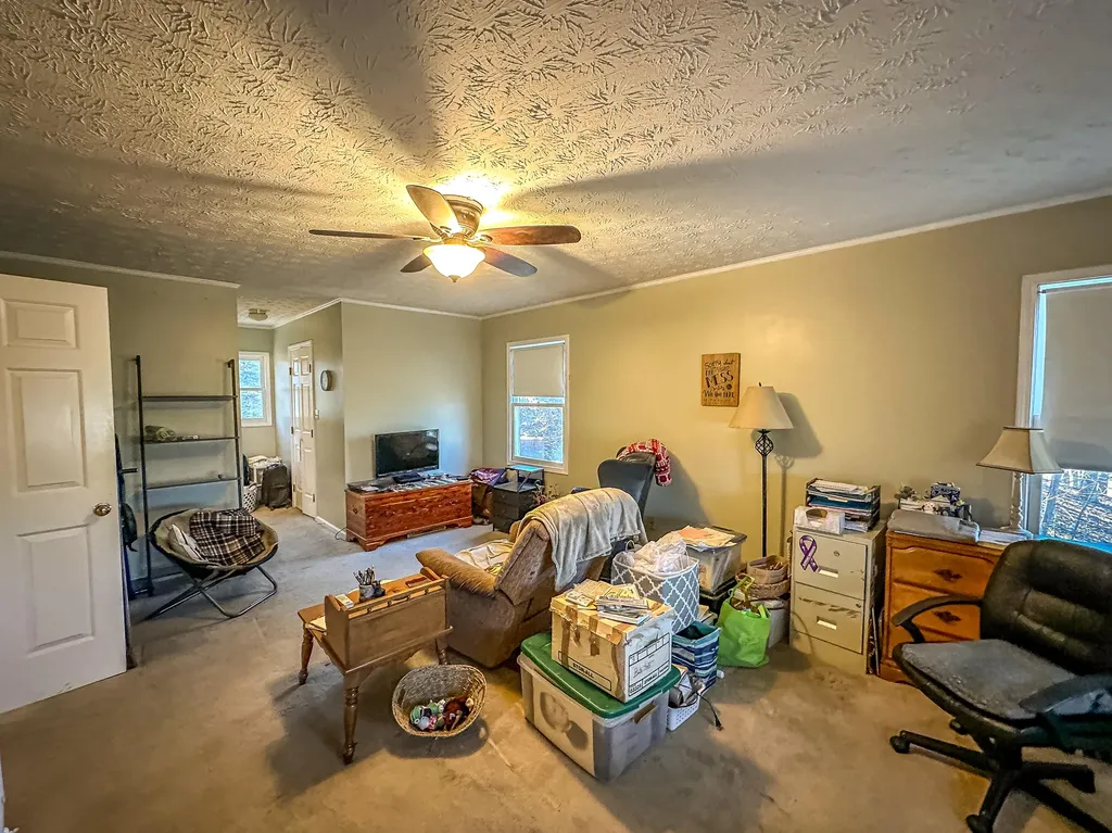 222 Park Hill Avenue Barbourville KY 40906