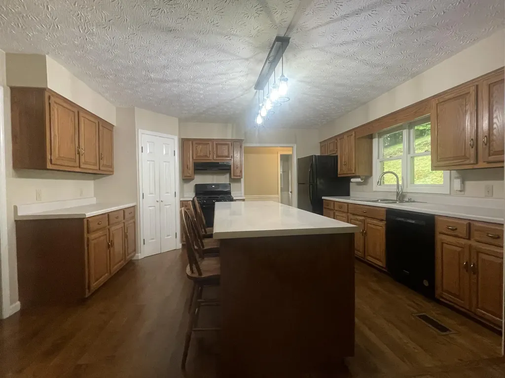 222 Park Hill Avenue Barbourville KY 40906