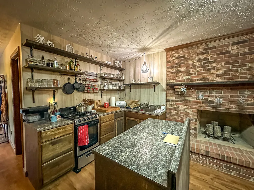 222 Park Hill Avenue Barbourville KY 40906