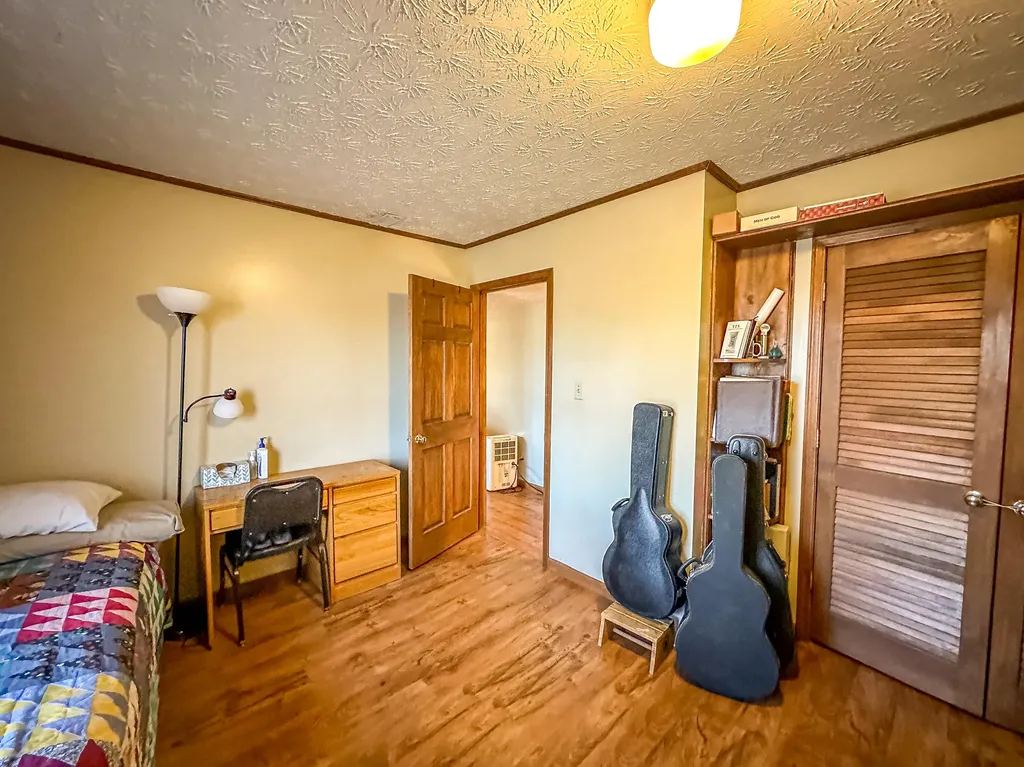 222 Park Hill Avenue Barbourville KY 40906