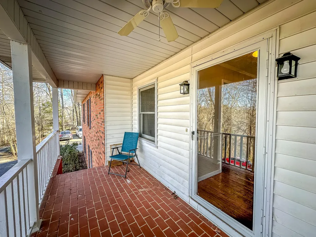 222 Park Hill Avenue Barbourville KY 40906