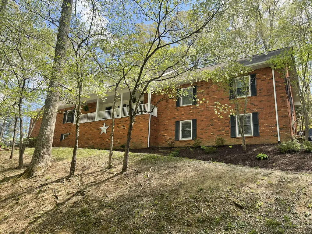 222 Park Hill Avenue Barbourville KY 40906