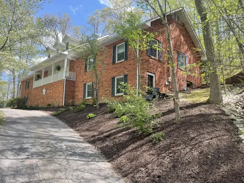222 Park Hill Avenue Barbourville KY 40906