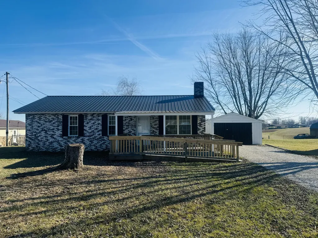 62 Hughes Fork Road Mckee KY 40447