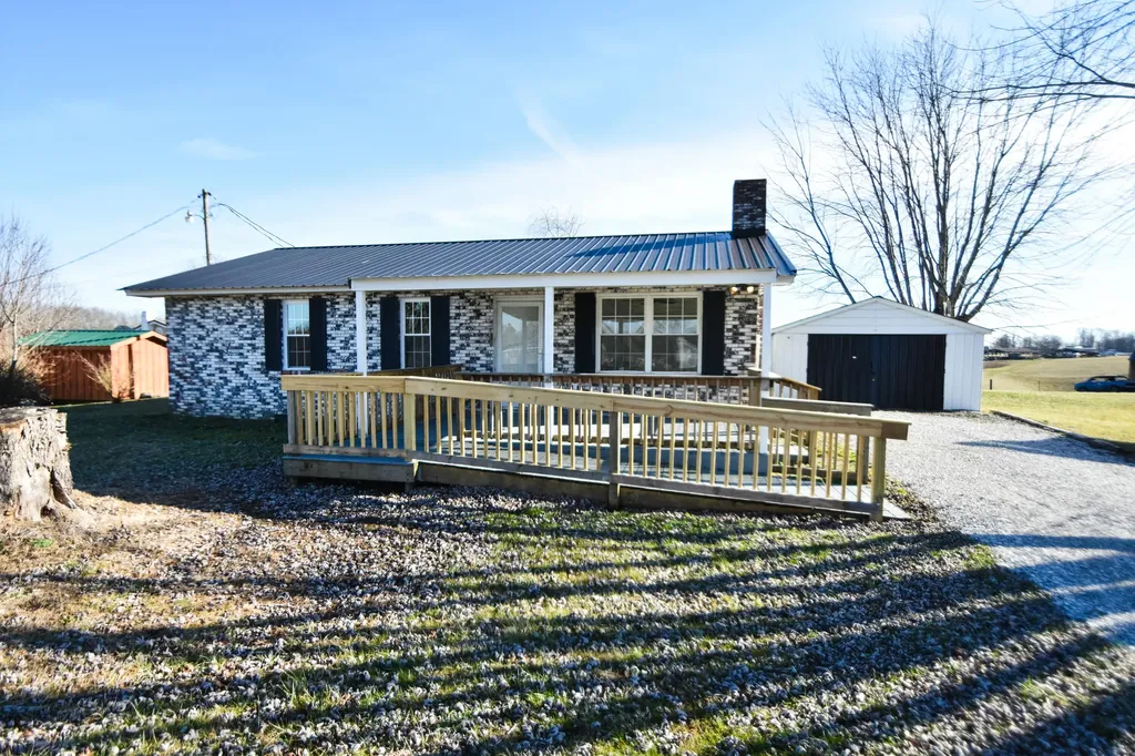 62 Hughes Fork Road Mckee KY 40447