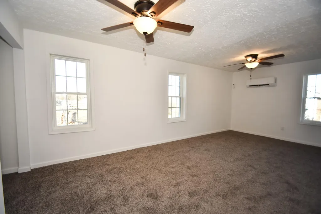62 Hughes Fork Road Mckee KY 40447