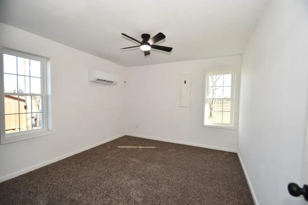 62 Hughes Fork Road Mckee KY 40447