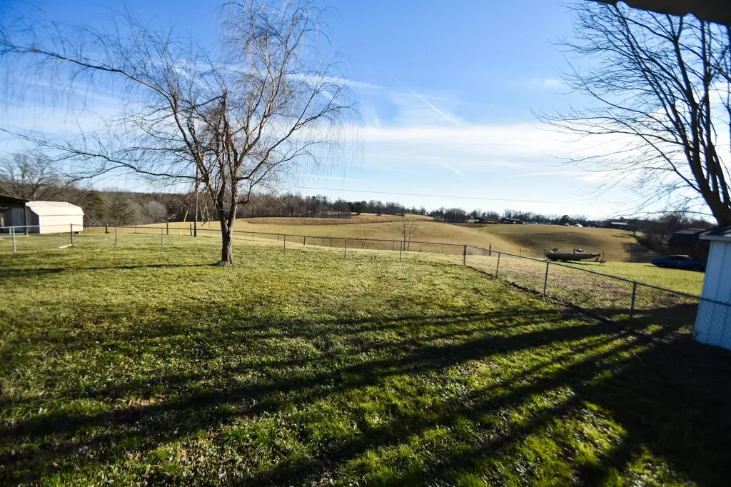62 Hughes Fork Road Mckee KY 40447