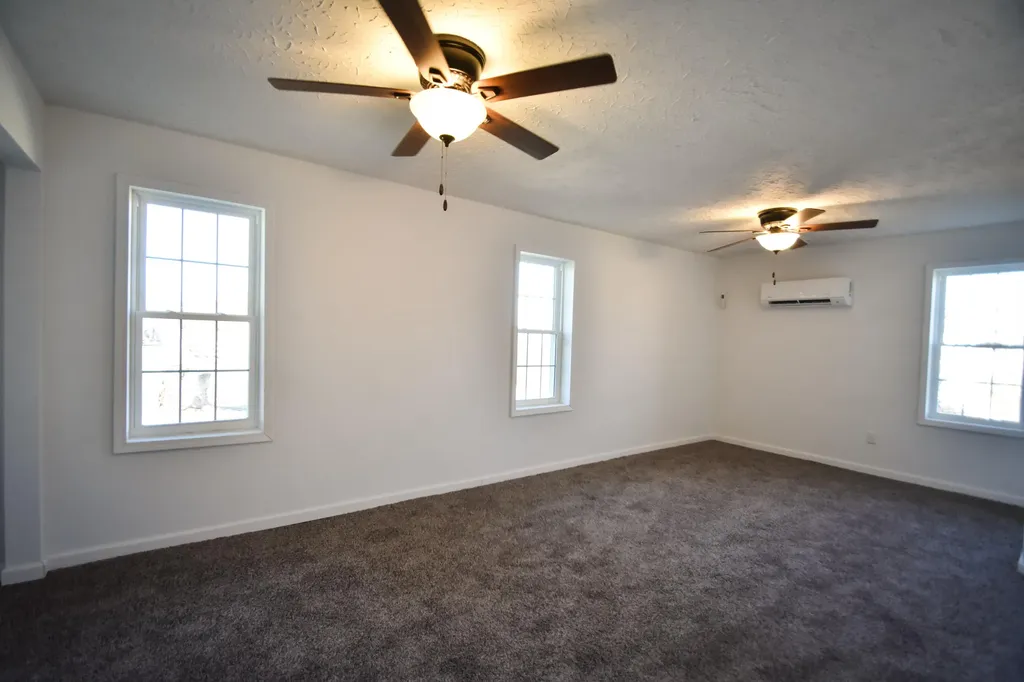 62 Hughes Fork Road Mckee KY 40447