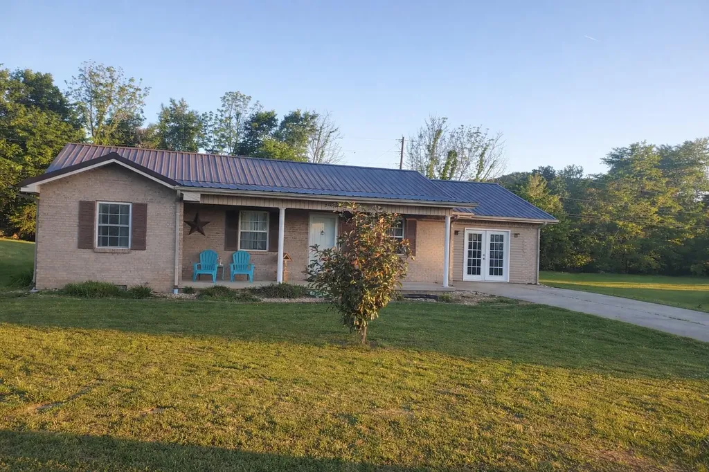 594 Sycamore Drive Bronston KY 42518