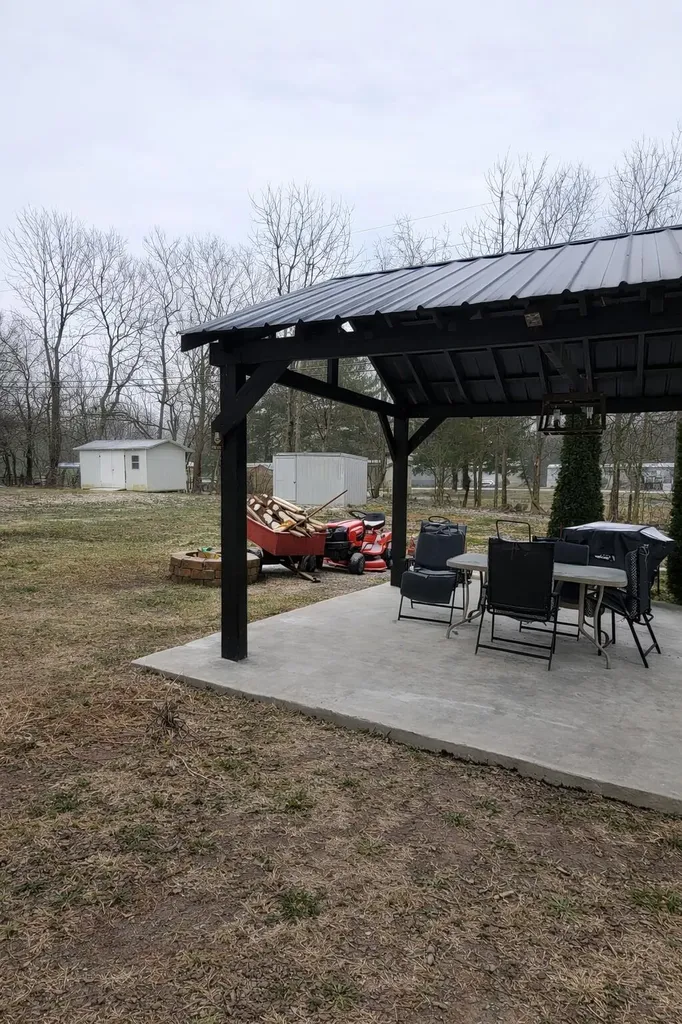 594 Sycamore Drive Bronston KY 42518