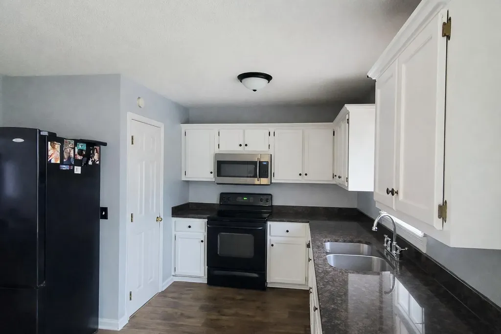 594 Sycamore Drive Bronston KY 42518