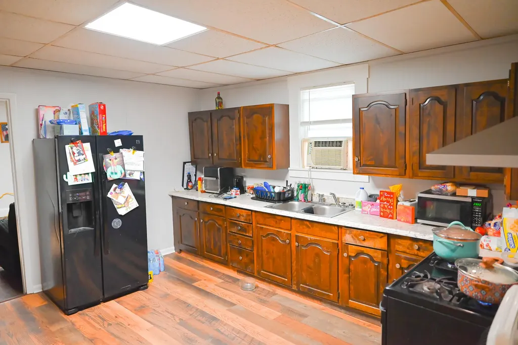 132 Virginia Avenue Paris KY 40361