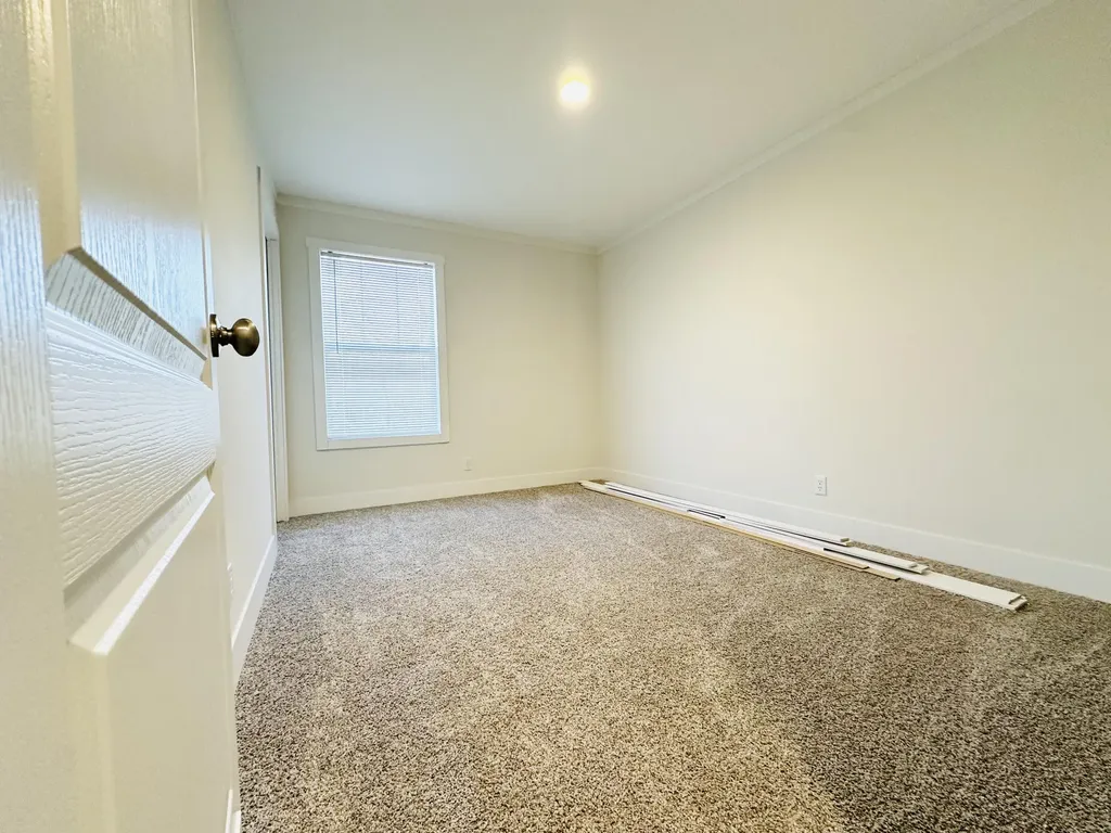 111 Sycamore Road London KY 40741